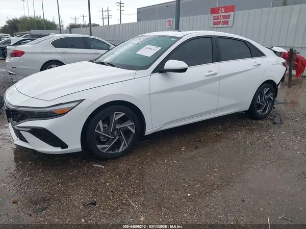 KMHLS4DG9RU773492 2024 HYUNDAI ELANTRA - Image 2