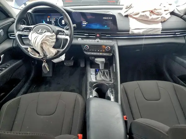 KMHLS4DG9RU784220 2024 HYUNDAI ELANTRA - Image 8