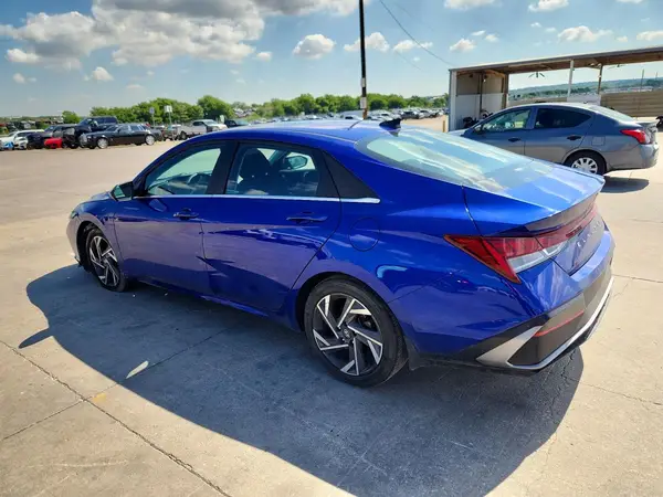 KMHLS4DG9RU784234 2024 HYUNDAI ELANTRA - Image 2