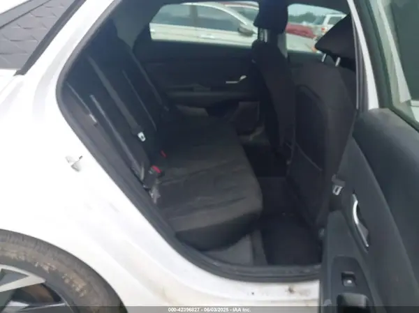 KMHLS4DG9RU788123 2024 HYUNDAI ELANTRA - Image 8