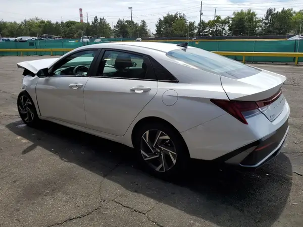 KMHLS4DG9RU788462 2024 HYUNDAI ELANTRA - Image 2