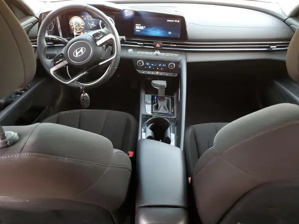 KMHLS4DG9RU792947 2024 HYUNDAI ELANTRA - Image 8