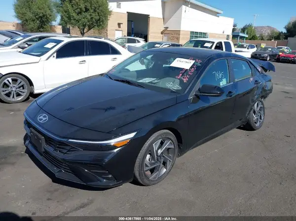 KMHLS4DG9RU794181 2024 HYUNDAI ELANTRA - Image 2