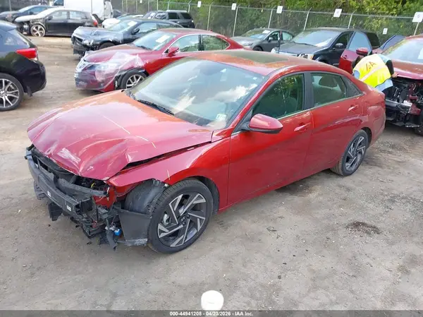KMHLS4DG9RU811058 2024 HYUNDAI ELANTRA - Image 2