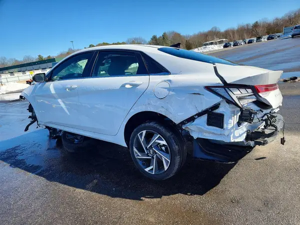 KMHLS4DG9SU022267 2025 HYUNDAI ELANTRA - Image 2