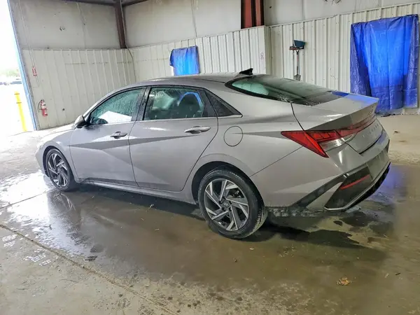 KMHLS4DG9SU022785 2025 HYUNDAI ELANTRA - Image 2