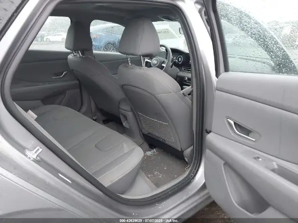 KMHLS4DG9SU856457 2025 HYUNDAI ELANTRA - Image 8