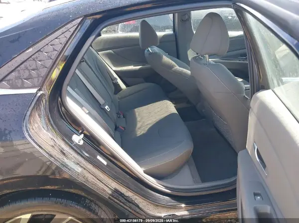 KMHLS4DG9SU904488 2025 HYUNDAI ELANTRA - Image 8