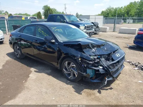 KMHLS4DG9SU910615 2025 HYUNDAI ELANTRA - Image 1