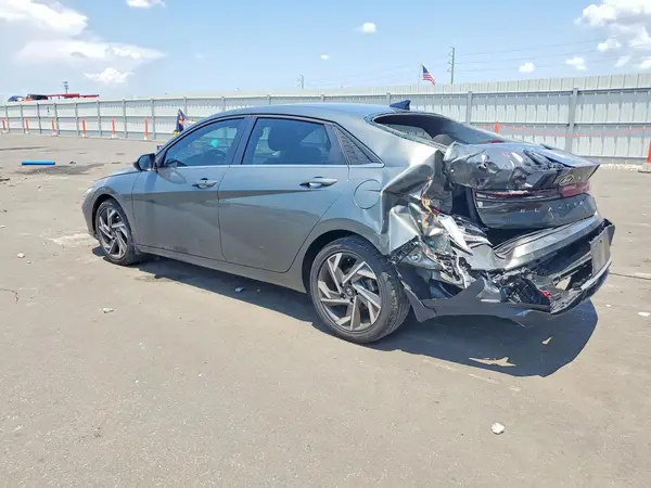 KMHLS4DG9SU939760 2025 HYUNDAI ELANTRA - Image 2