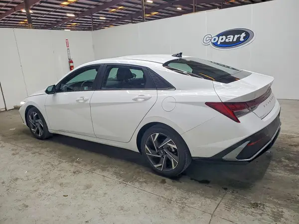 KMHLS4DG9SU943887 2025 HYUNDAI ELANTRA - Image 2