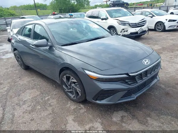 KMHLS4DG9SU952329 2025 HYUNDAI ELANTRA - Image 1