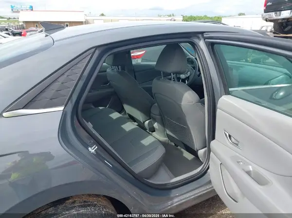 KMHLS4DG9SU952329 2025 HYUNDAI ELANTRA - Image 8