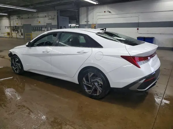 KMHLS4DG9SU972225 2025 HYUNDAI ELANTRA - Image 2
