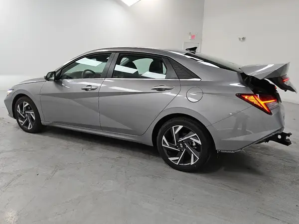 KMHLS4DG9SU983306 2025 HYUNDAI ELANTRA - Image 2