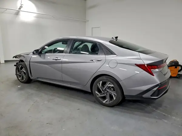KMHLS4DG9SU983855 2025 HYUNDAI ELANTRA - Image 2