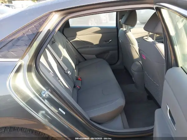 KMHLS4DG9SU999070 2025 HYUNDAI ELANTRA - Image 8