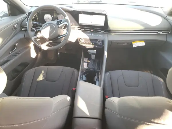 KMHLS4DGXRU642071 2024 HYUNDAI ELANTRA - Image 8