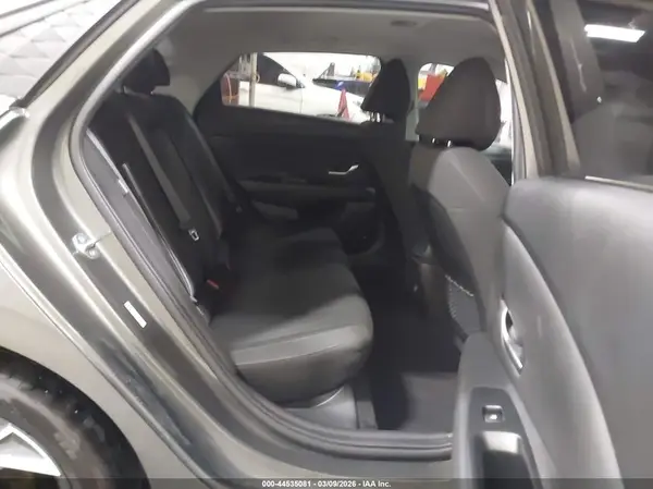KMHLS4DGXRU643835 2024 HYUNDAI ELANTRA - Image 8
