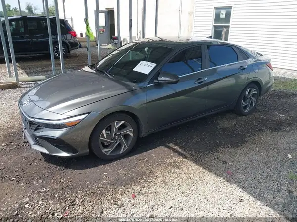 KMHLS4DGXRU654432 2024 HYUNDAI ELANTRA - Image 2