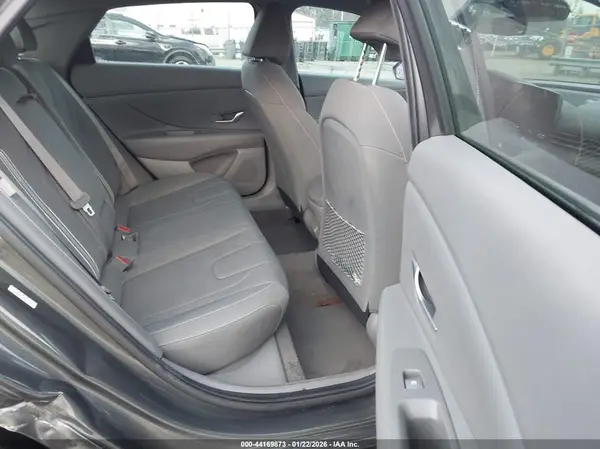 KMHLS4DGXRU670145 2024 HYUNDAI ELANTRA - Image 8