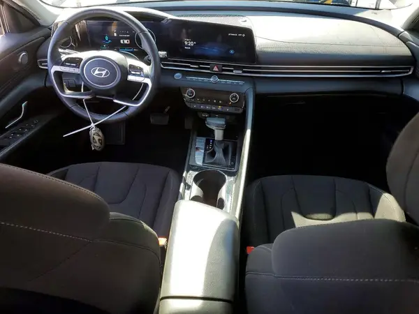KMHLS4DGXRU673272 2024 HYUNDAI ELANTRA - Image 8