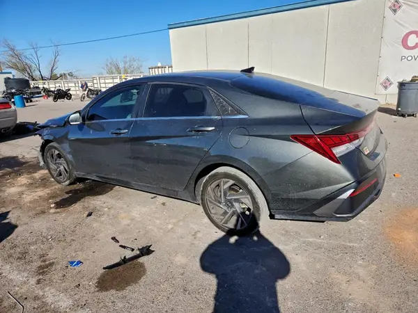KMHLS4DGXRU699399 2024 HYUNDAI ELANTRA - Image 2