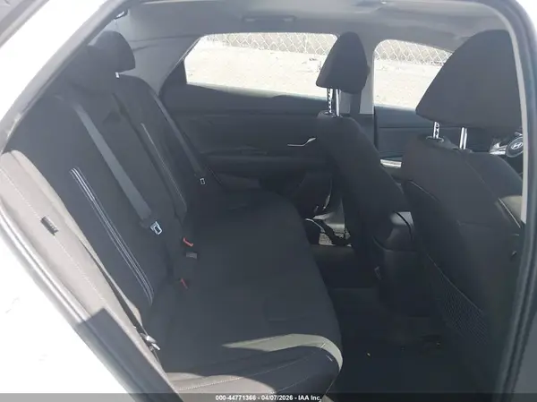 KMHLS4DGXRU699838 2024 HYUNDAI ELANTRA - Image 8