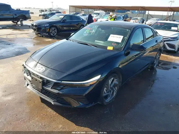 KMHLS4DGXRU707419 2024 HYUNDAI ELANTRA - Image 2