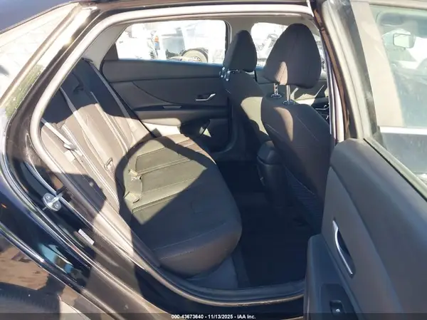 KMHLS4DGXRU707419 2024 HYUNDAI ELANTRA - Image 8