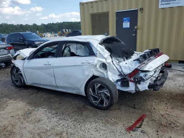 KMHLS4DGXRU732854 2024 HYUNDAI ELANTRA - Image 2