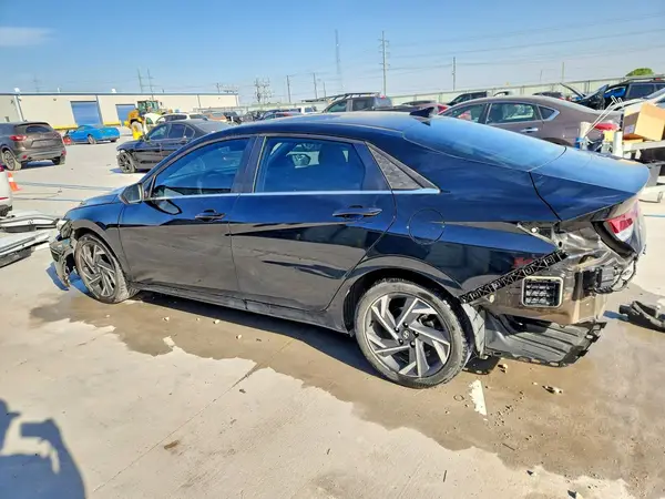 KMHLS4DGXRU745507 2024 HYUNDAI ELANTRA - Image 2