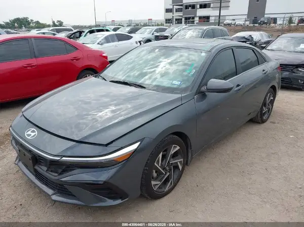 KMHLS4DGXRU761920 2024 HYUNDAI ELANTRA - Image 2