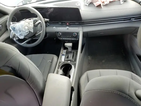 KMHLS4DGXRU773775 2024 HYUNDAI ELANTRA - Image 8