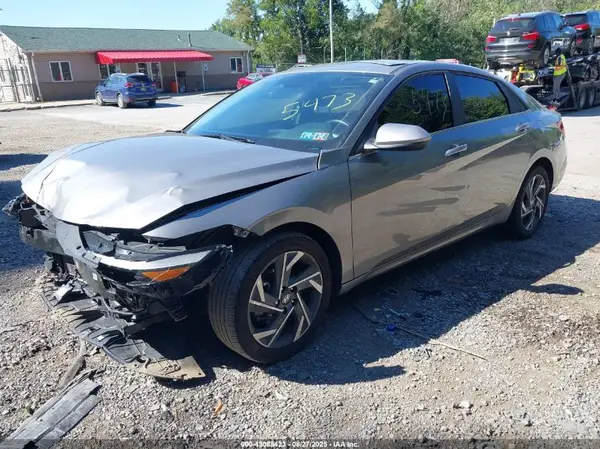 KMHLS4DGXRU785473 2024 HYUNDAI ELANTRA - Image 2