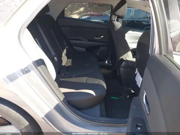 KMHLS4DGXRU785473 2024 HYUNDAI ELANTRA - Image 8
