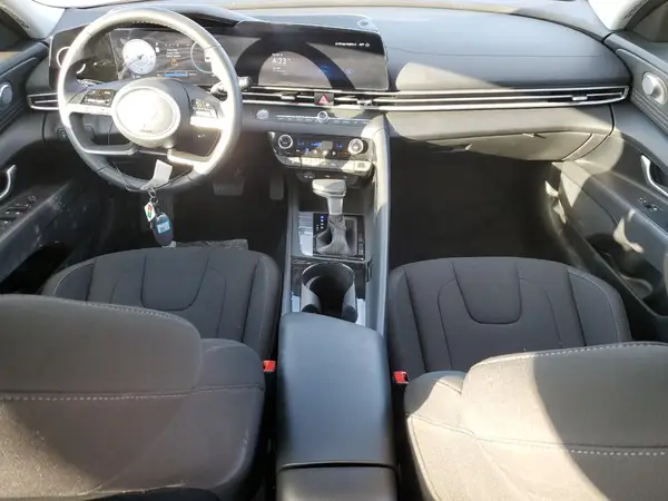 KMHLS4DGXRU789474 2024 HYUNDAI ELANTRA - Image 8