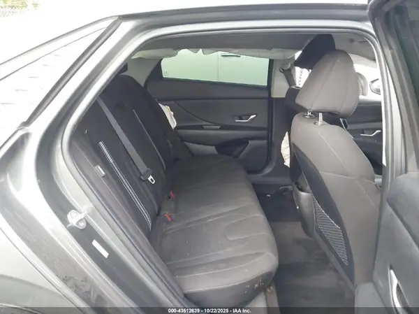 KMHLS4DGXRU793010 2024 HYUNDAI ELANTRA - Image 8