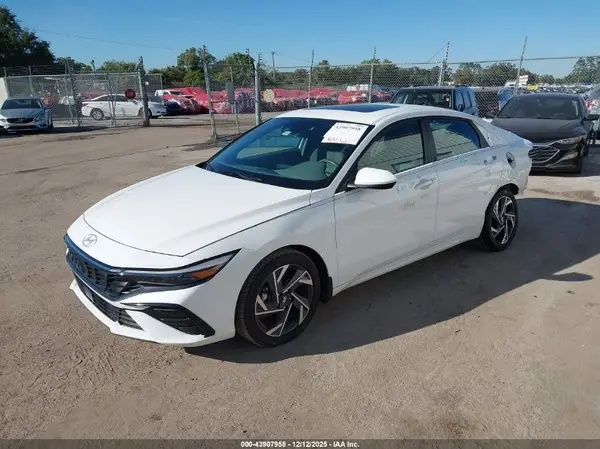 KMHLS4DGXRU807312 2024 HYUNDAI ELANTRA - Image 2