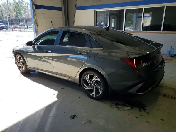 KMHLS4DGXRU808315 2024 HYUNDAI ELANTRA - Image 2