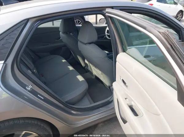 KMHLS4DGXRU811361 2024 HYUNDAI ELANTRA - Image 8