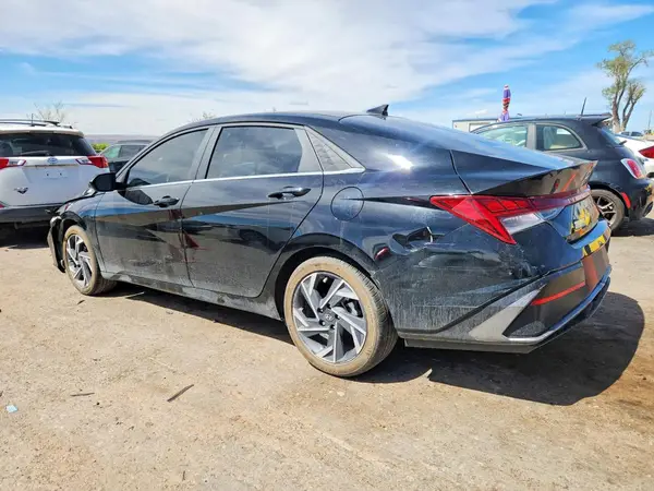KMHLS4DGXRU839242 2024 HYUNDAI ELANTRA - Image 2