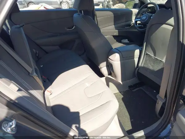 KMHLS4DGXRU842108 2024 HYUNDAI ELANTRA - Image 8