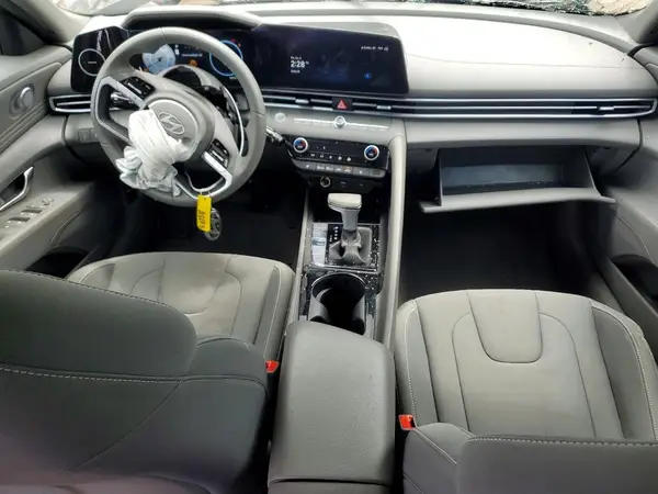 KMHLS4DGXRU849351 2024 HYUNDAI ELANTRA - Image 8