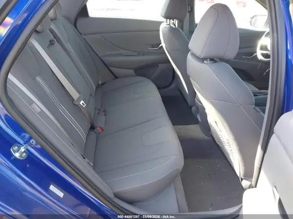 KMHLS4DGXSU031852 2025 HYUNDAI ELANTRA - Image 8