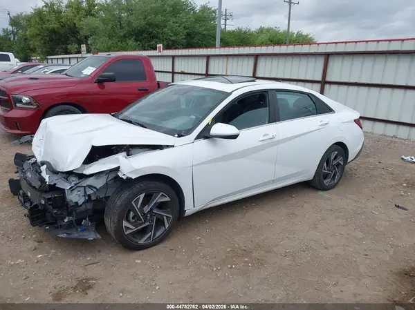 KMHLS4DGXSU032595 2025 HYUNDAI ELANTRA - Image 2