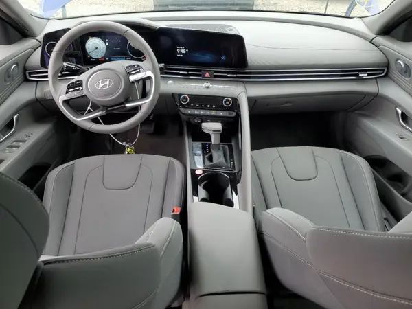 KMHLS4DGXSU033990 2025 HYUNDAI ELANTRA - Image 8