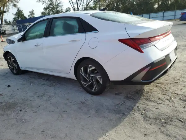 KMHLS4DGXSU862428 2025 HYUNDAI ELANTRA - Image 2