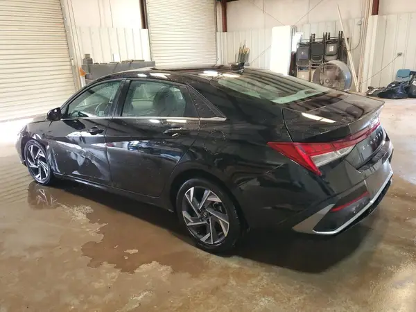 KMHLS4DGXSU862770 2025 HYUNDAI ELANTRA - Image 2
