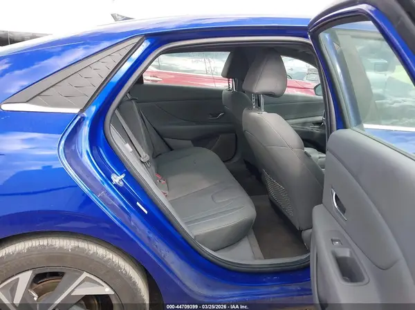 KMHLS4DGXSU875907 2025 HYUNDAI ELANTRA - Image 8